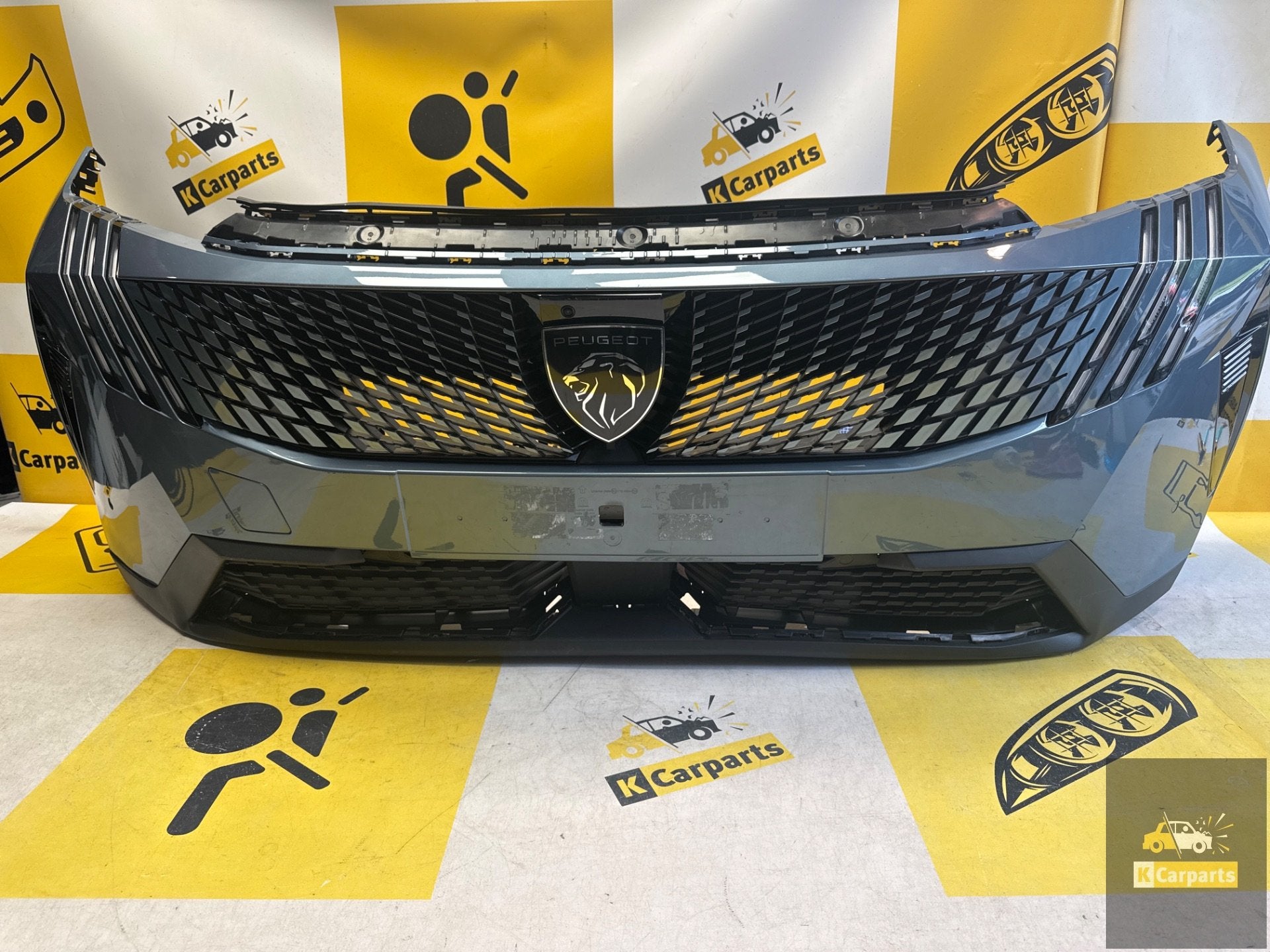 Pare-chocs avant complet pour Peugeot 5008 et 3008 III ! E-3, Info@fabrikant.eu, Fabrikant BV, Pare-chocs, Fabrikantstraat 1
1000 AA  Amsterdam, NL