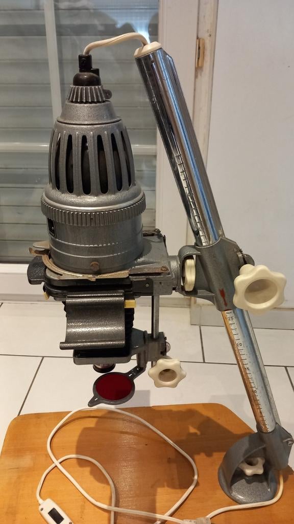 Antieke Diaprojector , lampen werken perfect !, Enlèvement