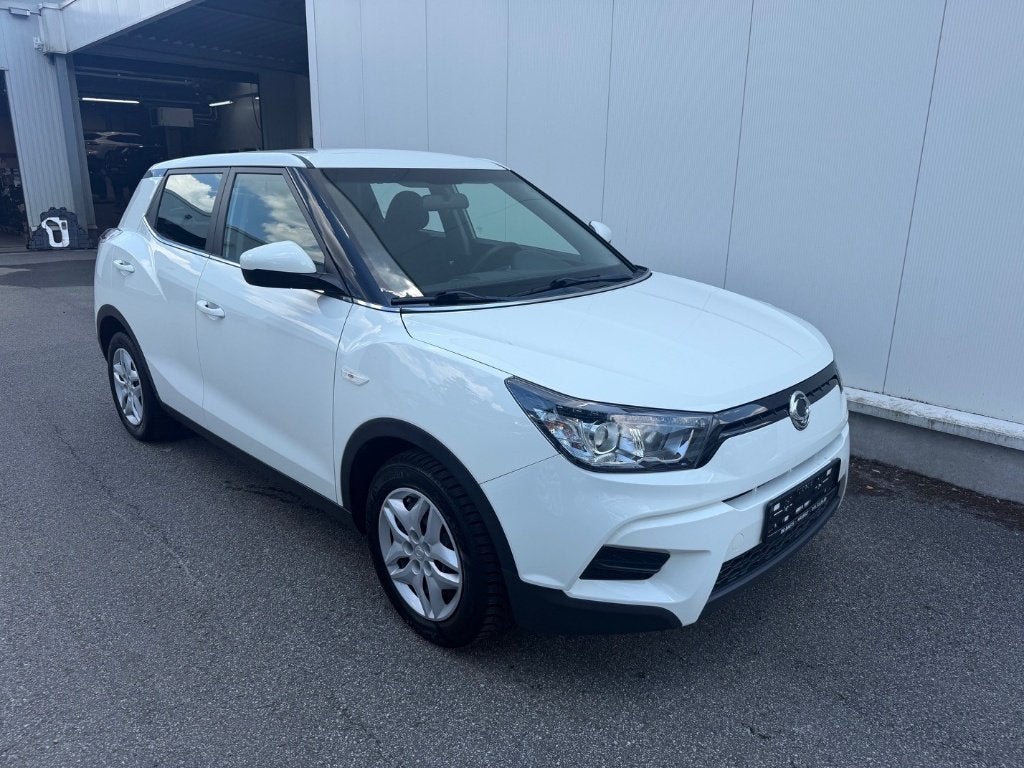 SangYong Tivoli 1.6i e-XGi 2WD Crystal, Autos, SsangYong, 94 kW, Achat, Euro 6, Entreprise