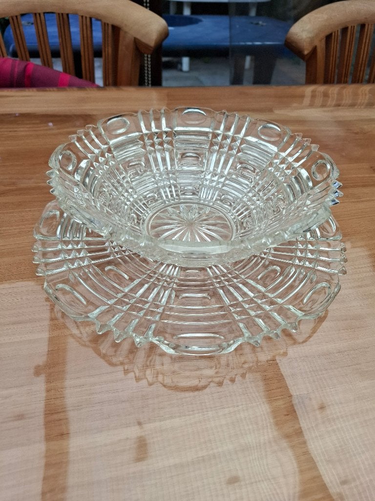 Bol en cristal avec dessous de verre, Enlèvement