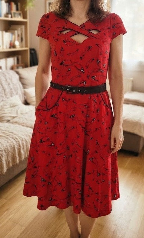 leuke vintage / retro jurk van voodoo vixen, Kleding | Dames, Verzenden, Zo goed als nieuw, Maat 36 (S), Rood