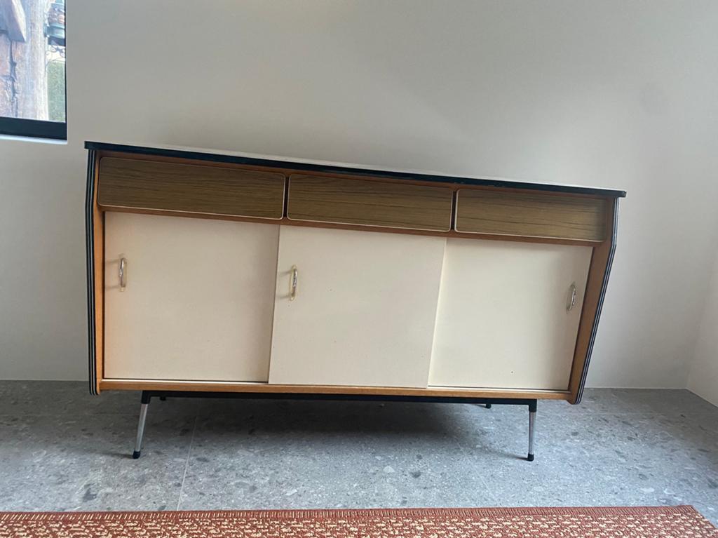 Buffet, Enlèvement
