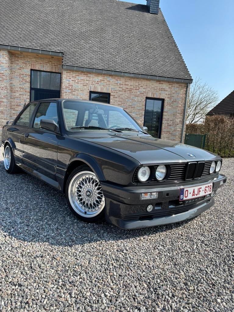 BMW E30 318i, Particulier, Essence, Achat