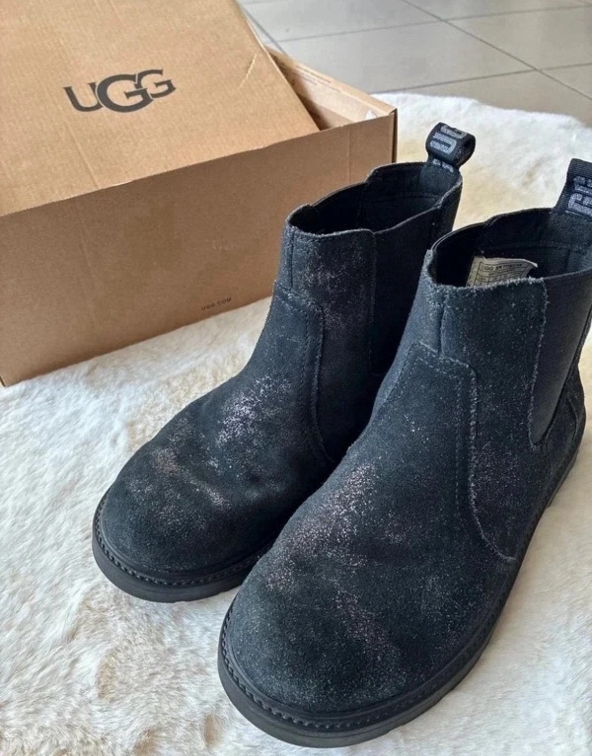 UGG Bolden Metallic Chelsea Boots maat 35, Ophalen of Verzenden, Zo goed als nieuw, Zwart