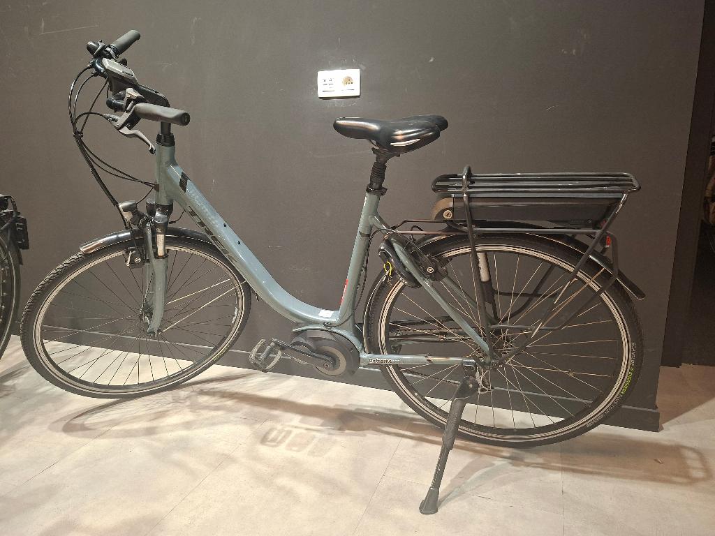Elektrische fiets – Trek met lage instap - MEDIUM 400 Wh, Ophalen, Gebruikt, Versnellingen