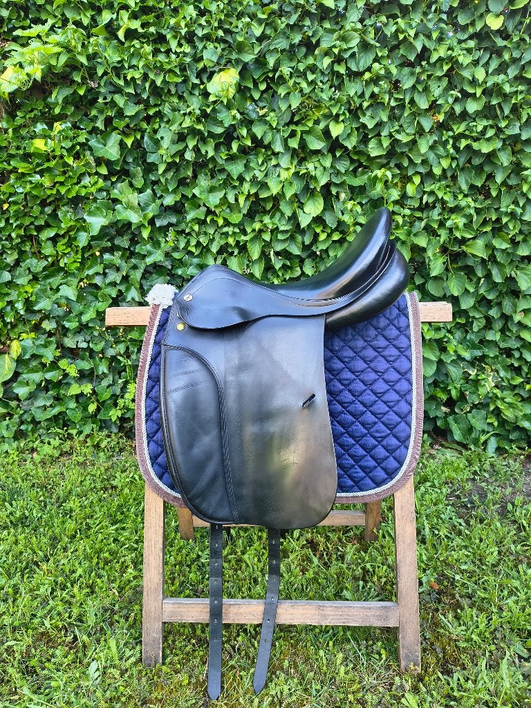 Dressuurzadel Prestige Appaloosa Hippos Dressage, Dieren en Toebehoren, Ophalen, Dressuur, M (17 inch), Prestige