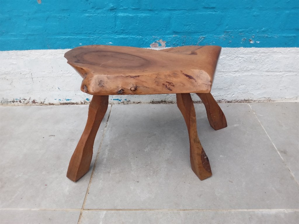 Tabouret brutaliste., Maison & Meubles, 1 tabouret, Comme neuf, 30 à 60 cm, Enlèvement
