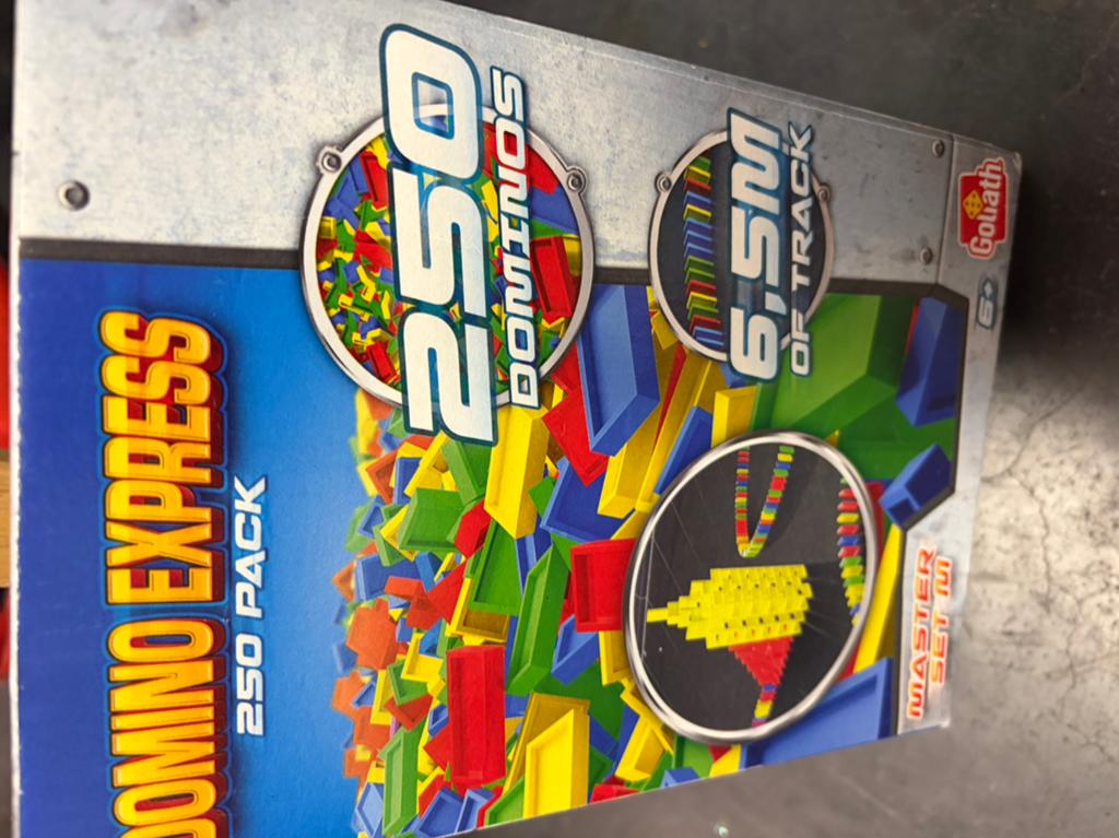 goliath domino express 250 st nieuw, Kinderen en Baby's, Speelgoed | Bouwstenen, Ophalen of Verzenden, Nieuw, Overige merken