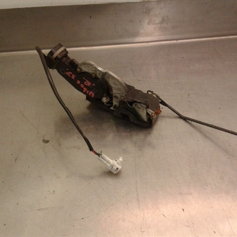 SERRURE DE PORTE RODS AVANT DROIT Suzuki, Utilisé, Suzuki