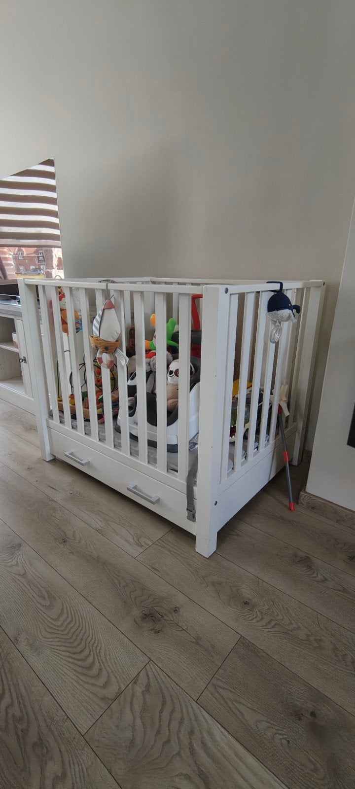 speel box wit met gebruik sporen, Ophalen, Gebruikt, Vierkant, Boxkleed
