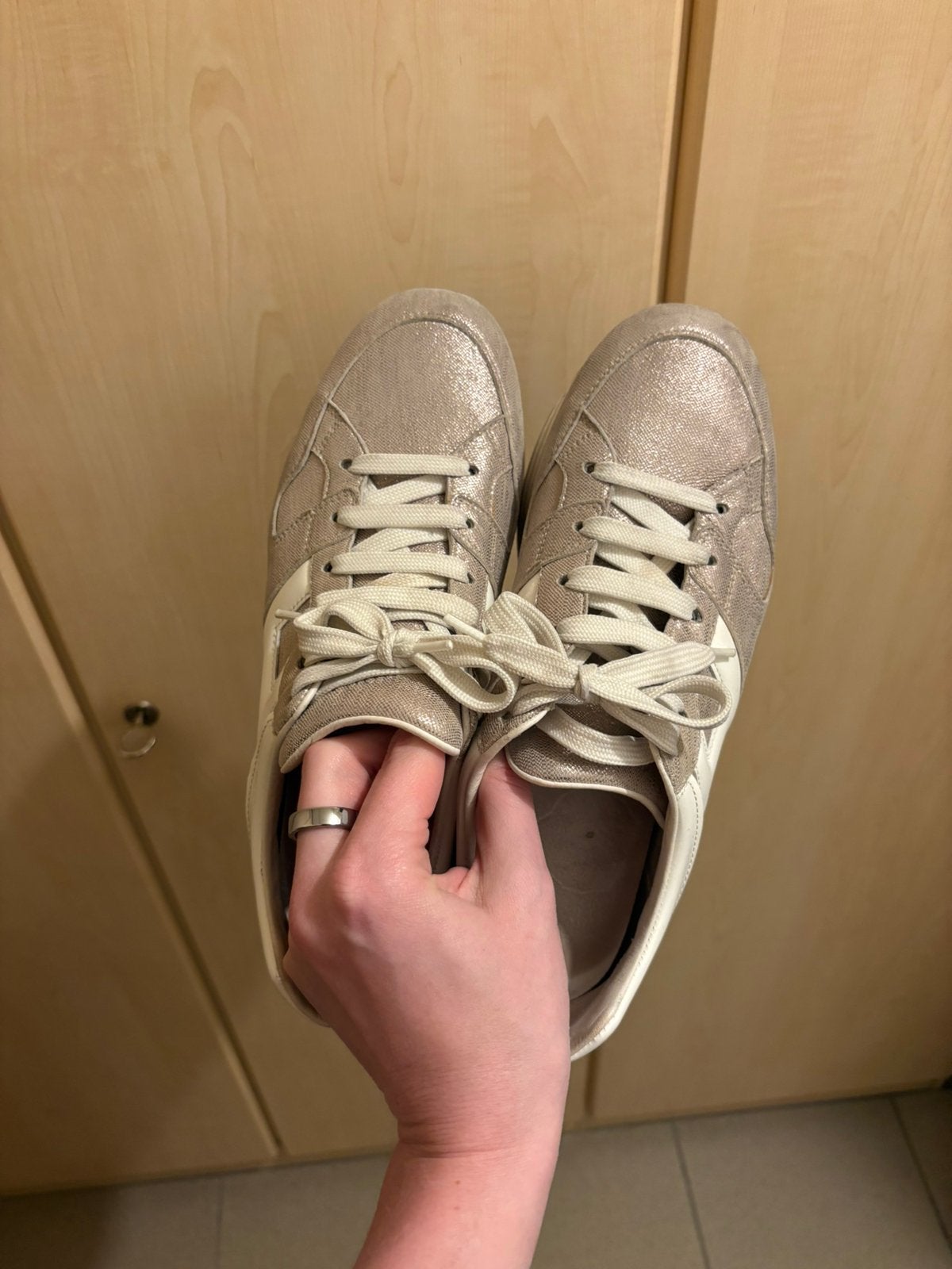 Chaussures Hogan roses taille 41, Enlèvement