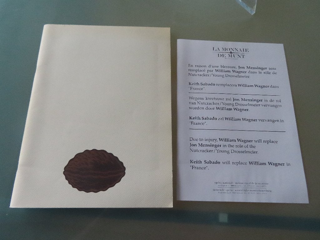 The Hard Nut  - Origineel premièreprogramma uit 1991, La Mo, Boeken, Ophalen of Verzenden, Overige onderwerpen, DE MUNT, Zo goed als nieuw