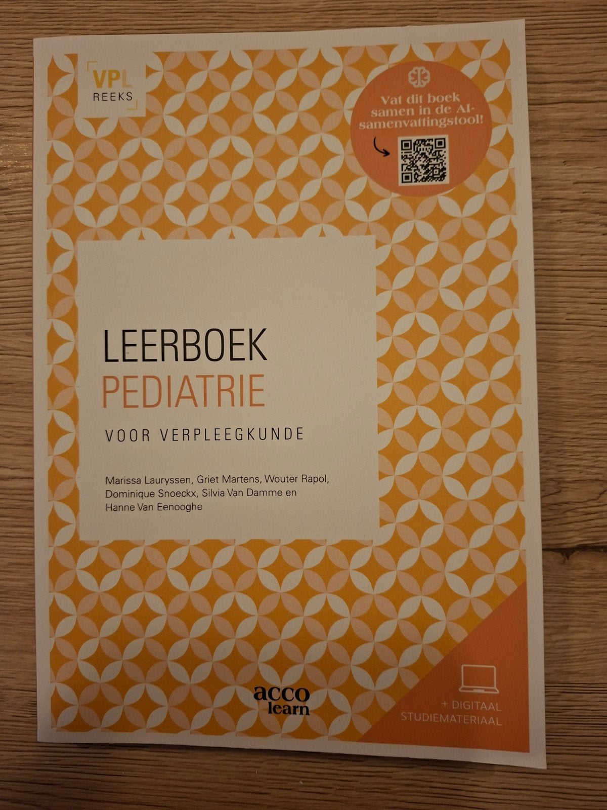 Leerboek pediatrie, Boeken, Ophalen of Verzenden, Zo goed als nieuw, Hogeschool, Griet martens