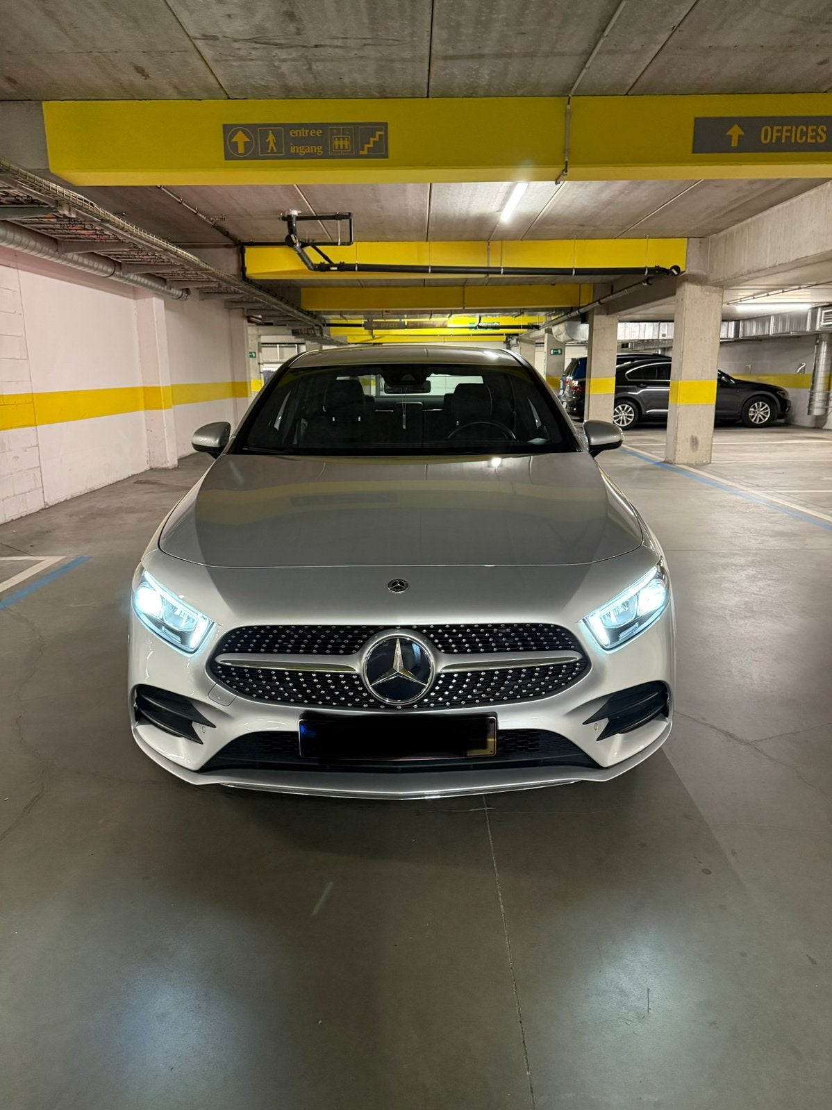 Mercedes Classe A Sedan -2022, Autos, 100 kW, Achat, Euro 6, Noir