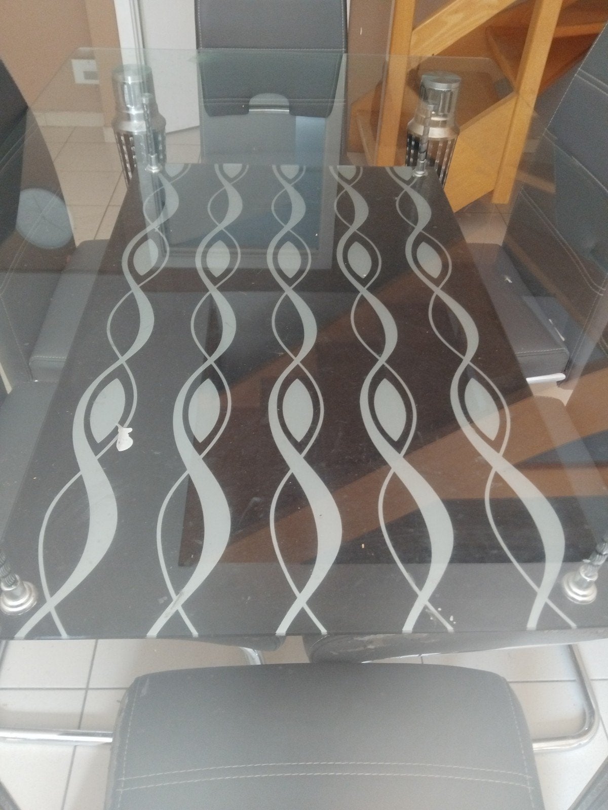 Table de salle a manger en verre, Verre