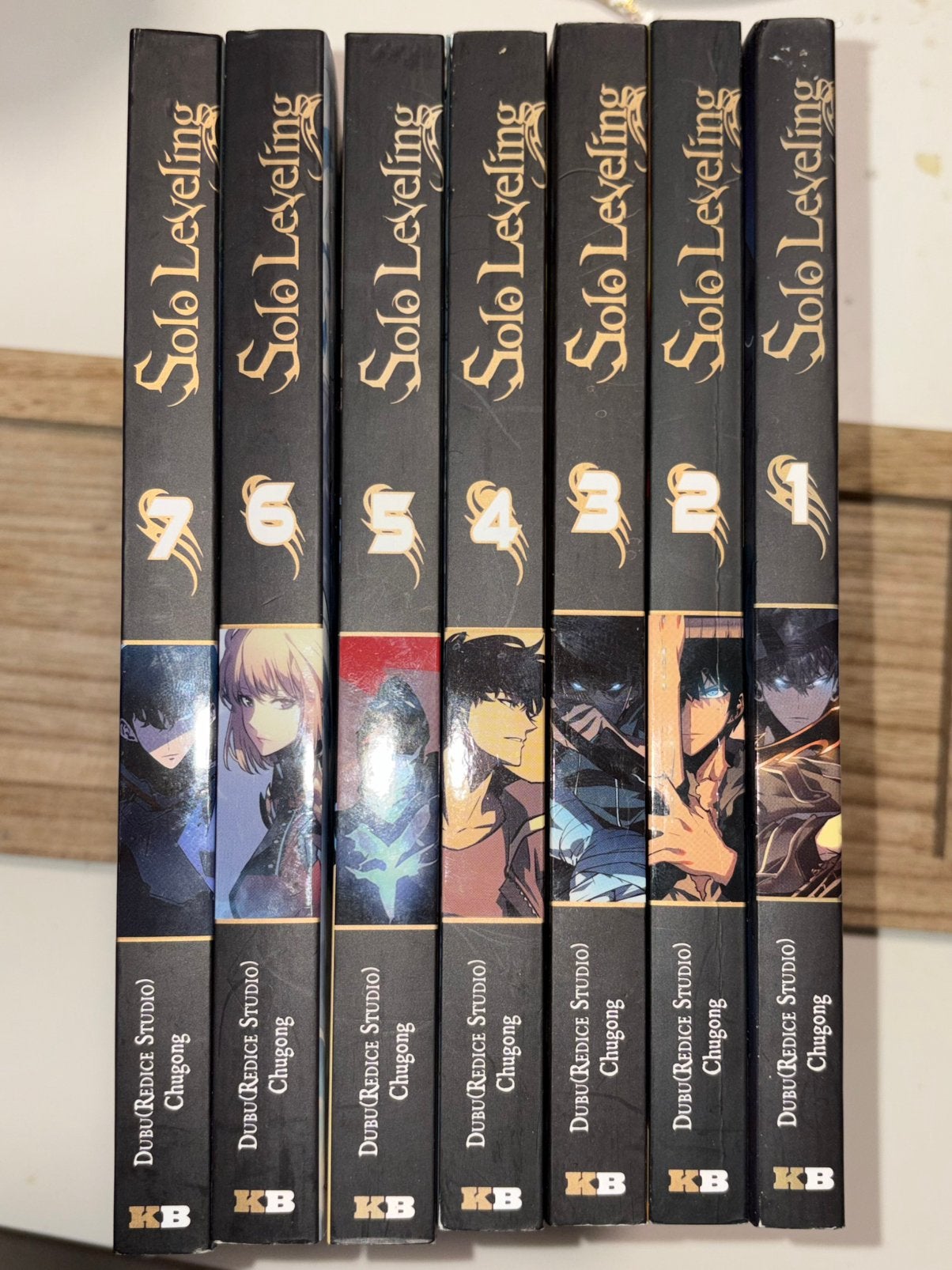 Solo leveling 1 au 7, Boeken, Fantasy, Ophalen, Zo goed als nieuw