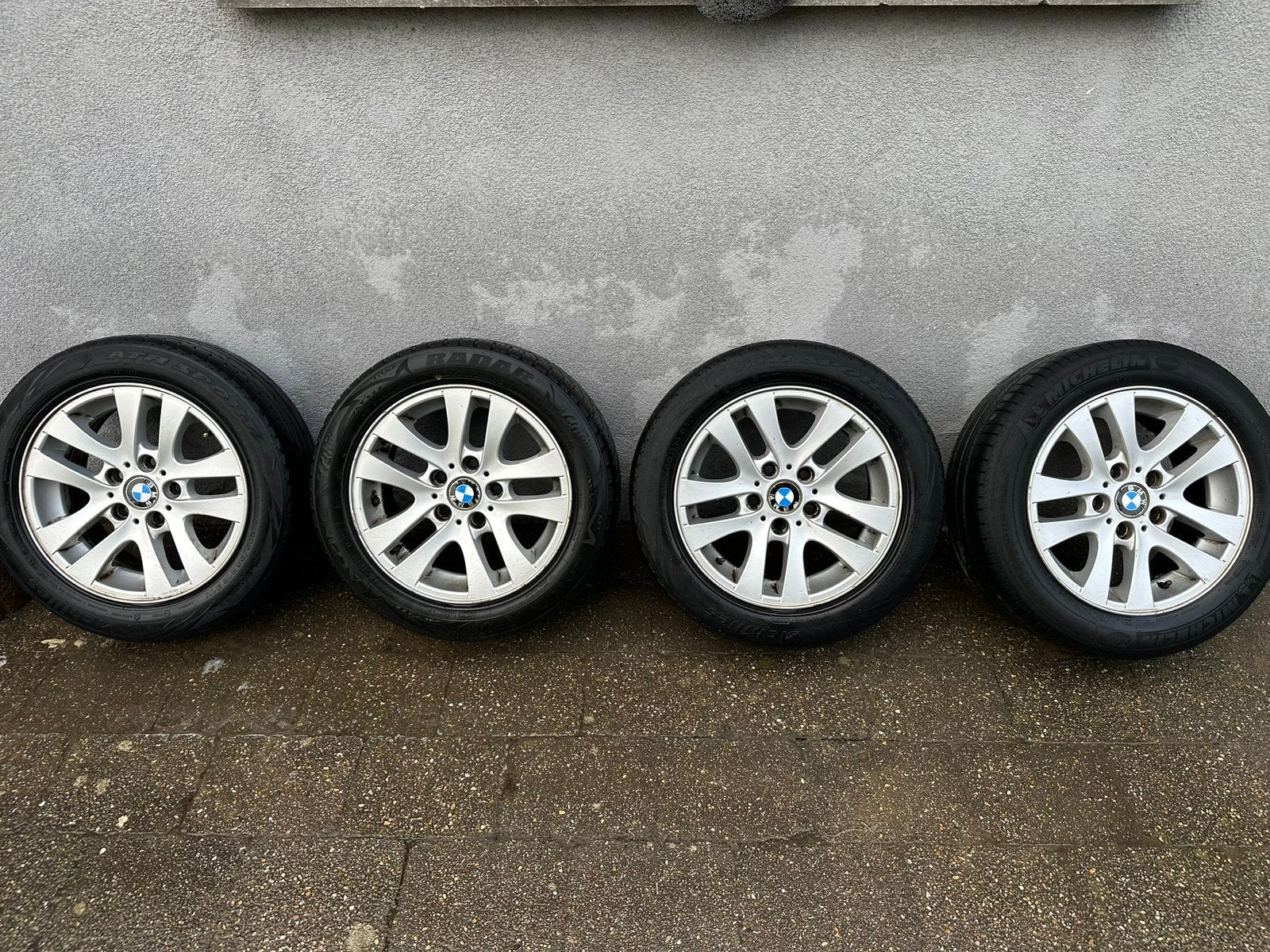 BMW 16 inch 205/55/R16 5x120, Autos : Pièces & Accessoires, Pneus & Jantes, Pneus et Jantes, 16 pouces, Véhicule de tourisme, Pneus été