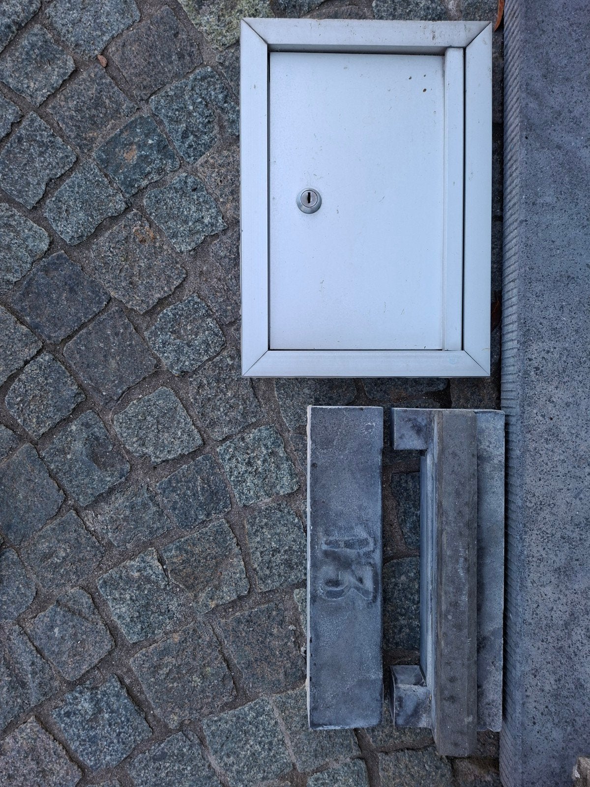 brievenbus, Enlèvement