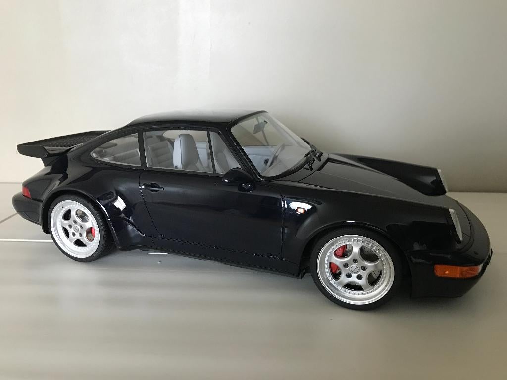 porsche 964 turbo donker blauw 1:12, Hobby en Vrije tijd, Ophalen of Verzenden, Gebruikt, 1:9 t/m 1:12, Auto