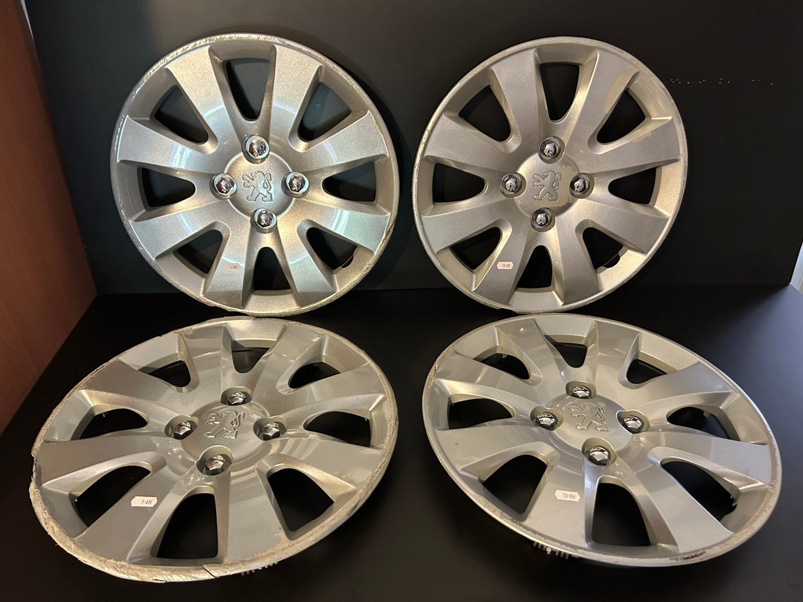 4 enjoliveurs d’origine Peugeot 207,208,307,308, partner 15", Enlèvement ou Envoi, Utilisé
