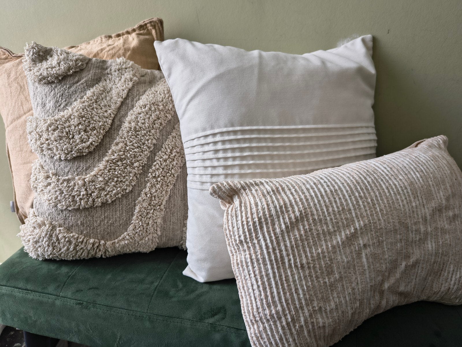 Sierkussens en plaid., Huis en Inrichting, Woonaccessoires | Kussens, Ophalen
