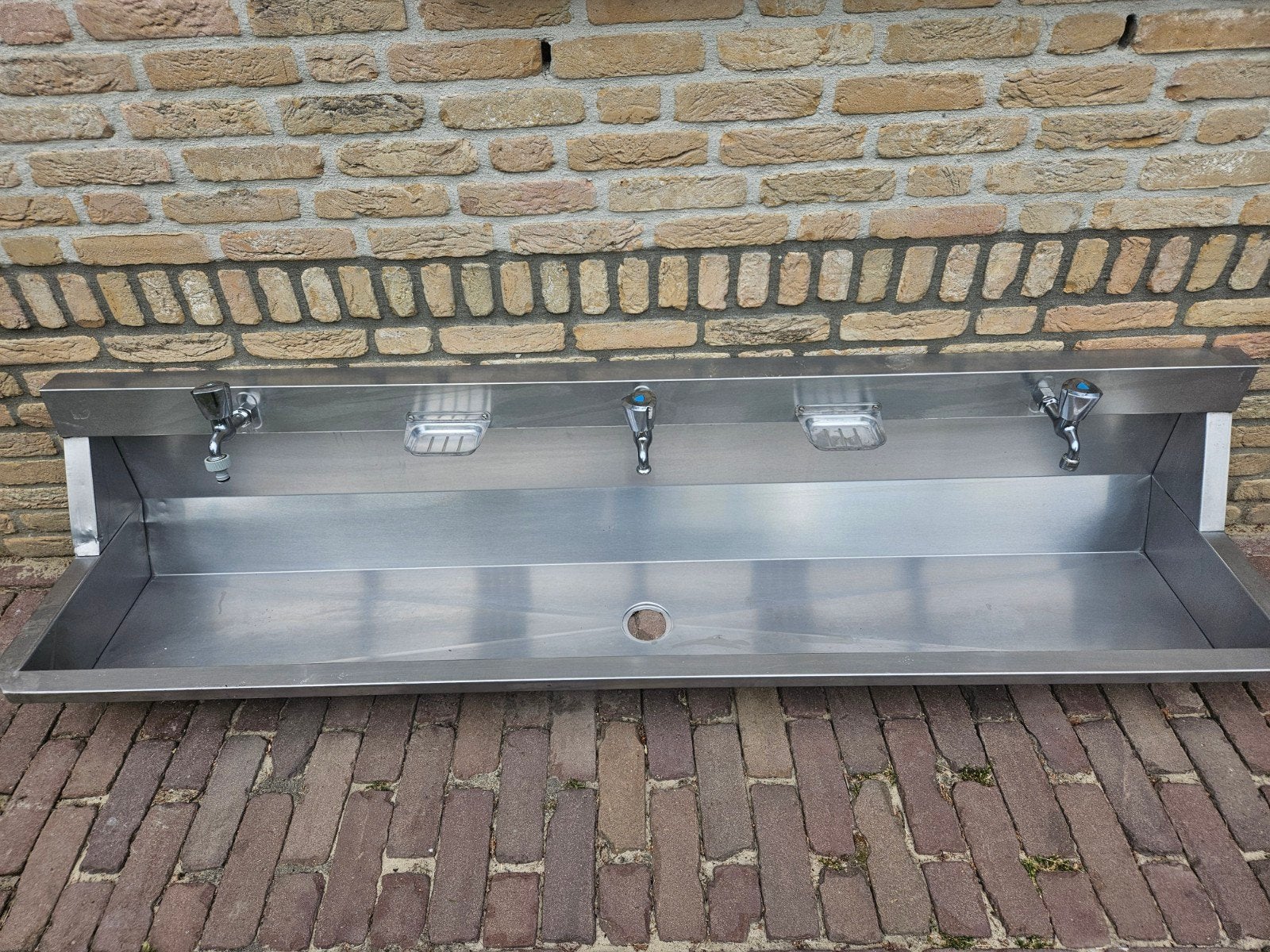 wasbak/wastrog/spoelbak Inox Intersan 1.80 m met 3 kranen, Bricolage & Construction, Sanitaire, Enlèvement, Utilisé, Inox, Lavabo