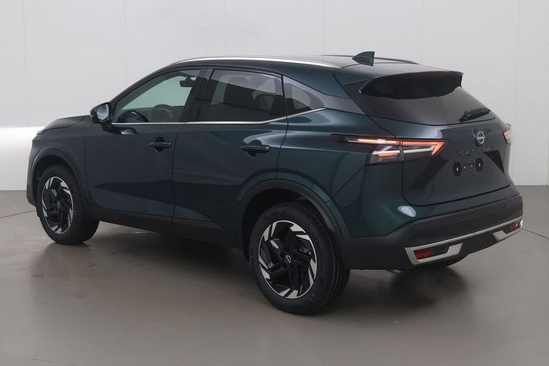 Nissan Qashqai 1.3 dig-t n-connecta xtronic 158 AT, Auto's, Nissan, Automaat, Gebruikt, 4 cilinders, Overige bekleding
