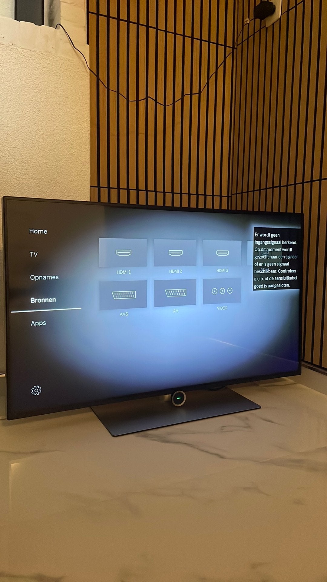 Loewe bild 1.40, LED, Zo goed als nieuw, Smart TV, Full HD (1080p)