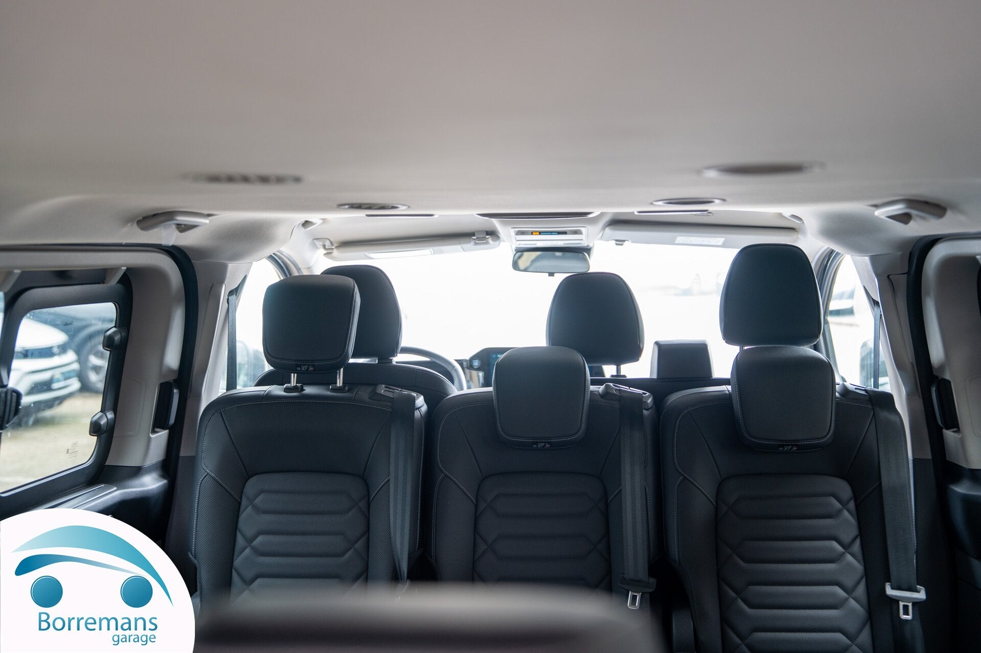 Ford Tourneo Custom  2.0 EcoBlue L2 Titanium | 9PL | Leder, Auto's, Adaptive Cruise Control, Monovolume, 4 cilinders, Zwart