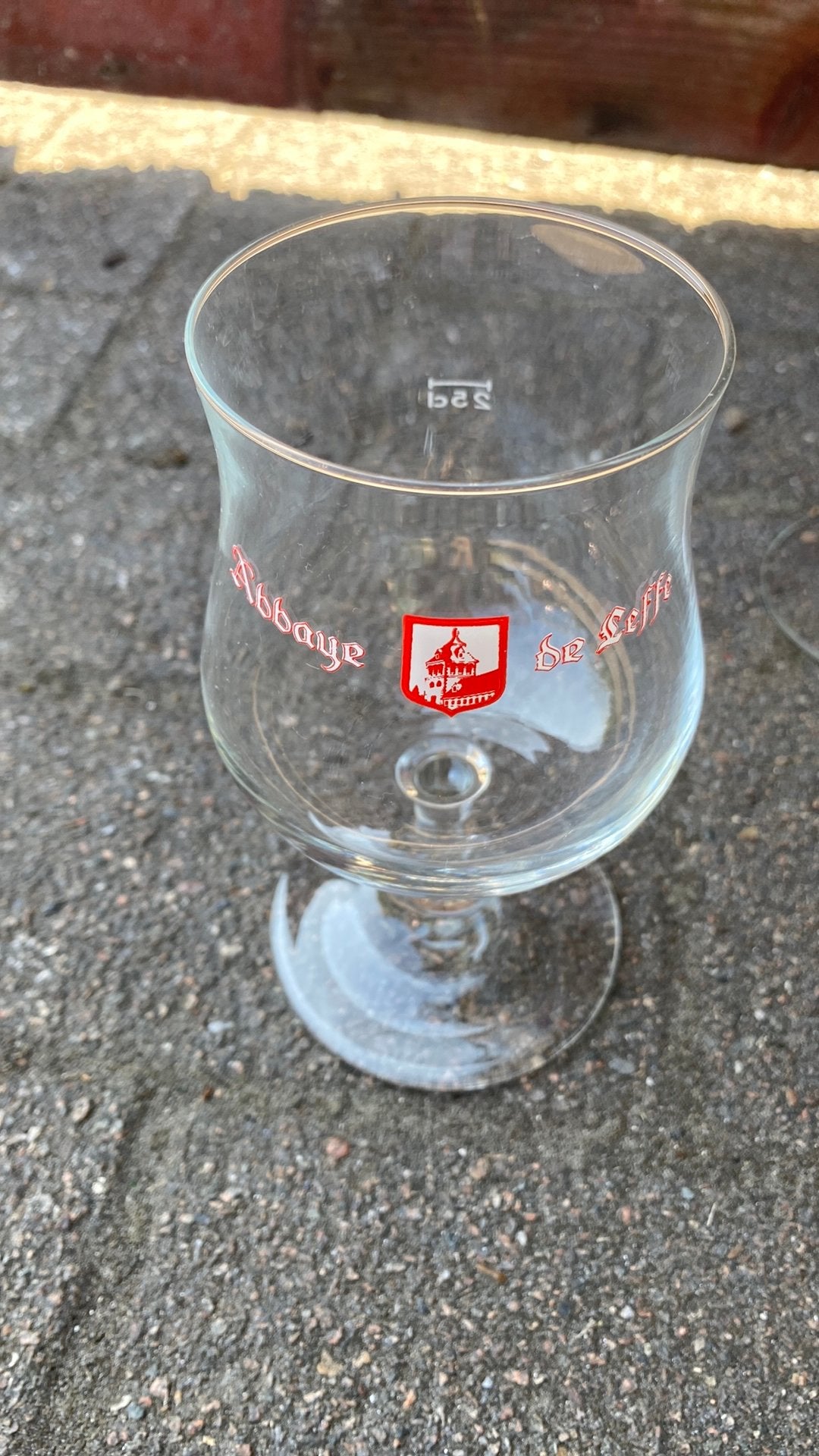 3 UNIEKE LEFFE TULPGLAZEN 25 CL, Verzamelen, Ophalen, Nieuw, Glas of Glazen, Leffe