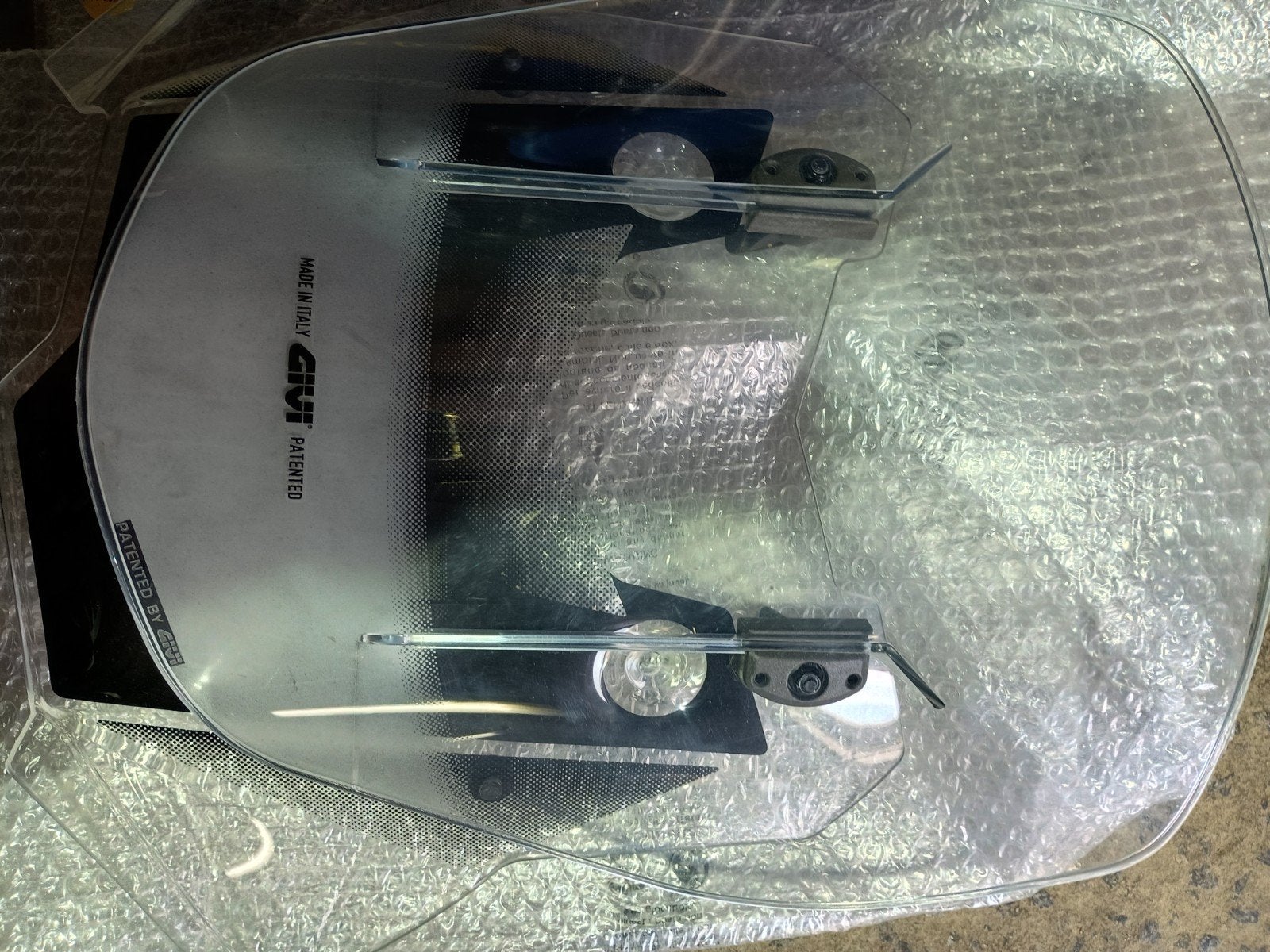 Pare brise réglable Givi pour Bmw850gs, Enlèvement