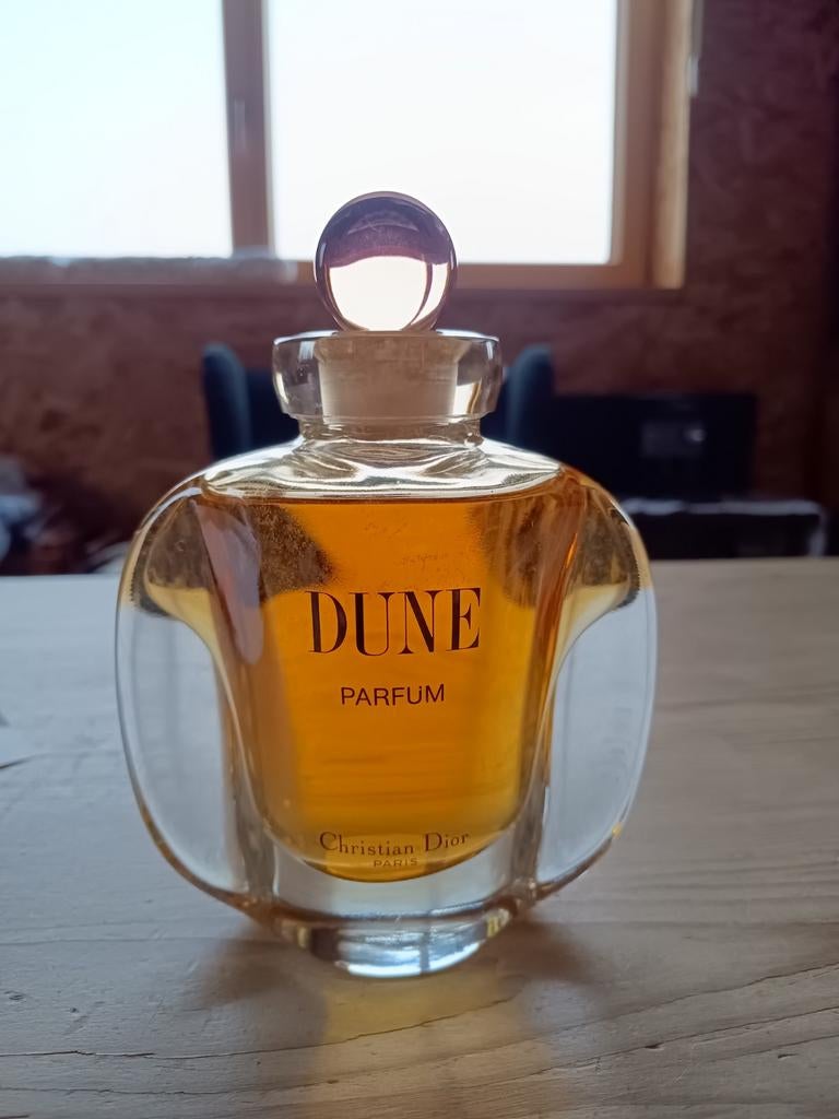 Originele factice(dummy) parfumfles van Christian Dior Dune, Verzamelen, Parfumverzamelingen, Zo goed als nieuw, Parfumfles, Gevuld
