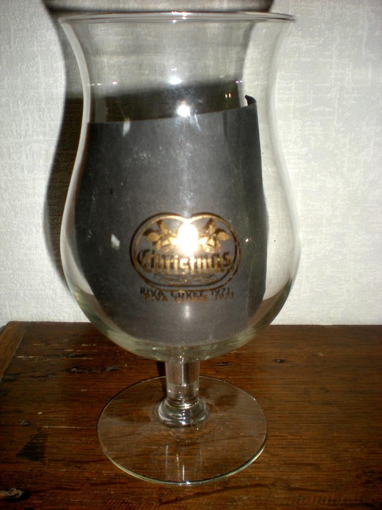 RIVA kerstcuvee 1971, Verzamelen, Biermerken, Ophalen of Verzenden, Zo goed als nieuw, Glas of Glazen