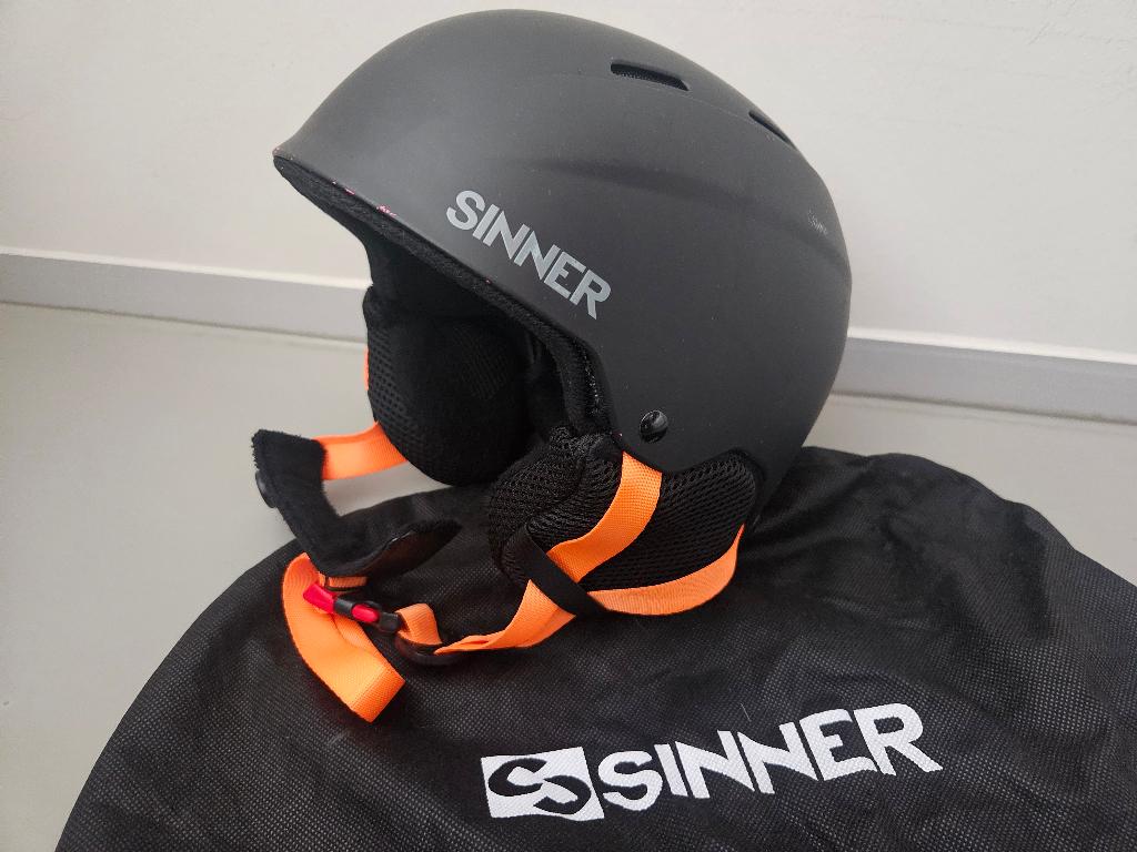 Skihelm Sinner Junior Poley Matte Black (51 - 52 cm), Sport en Fitness, Skiën en Langlaufen, Ophalen of Verzenden, Gebruikt, Ski