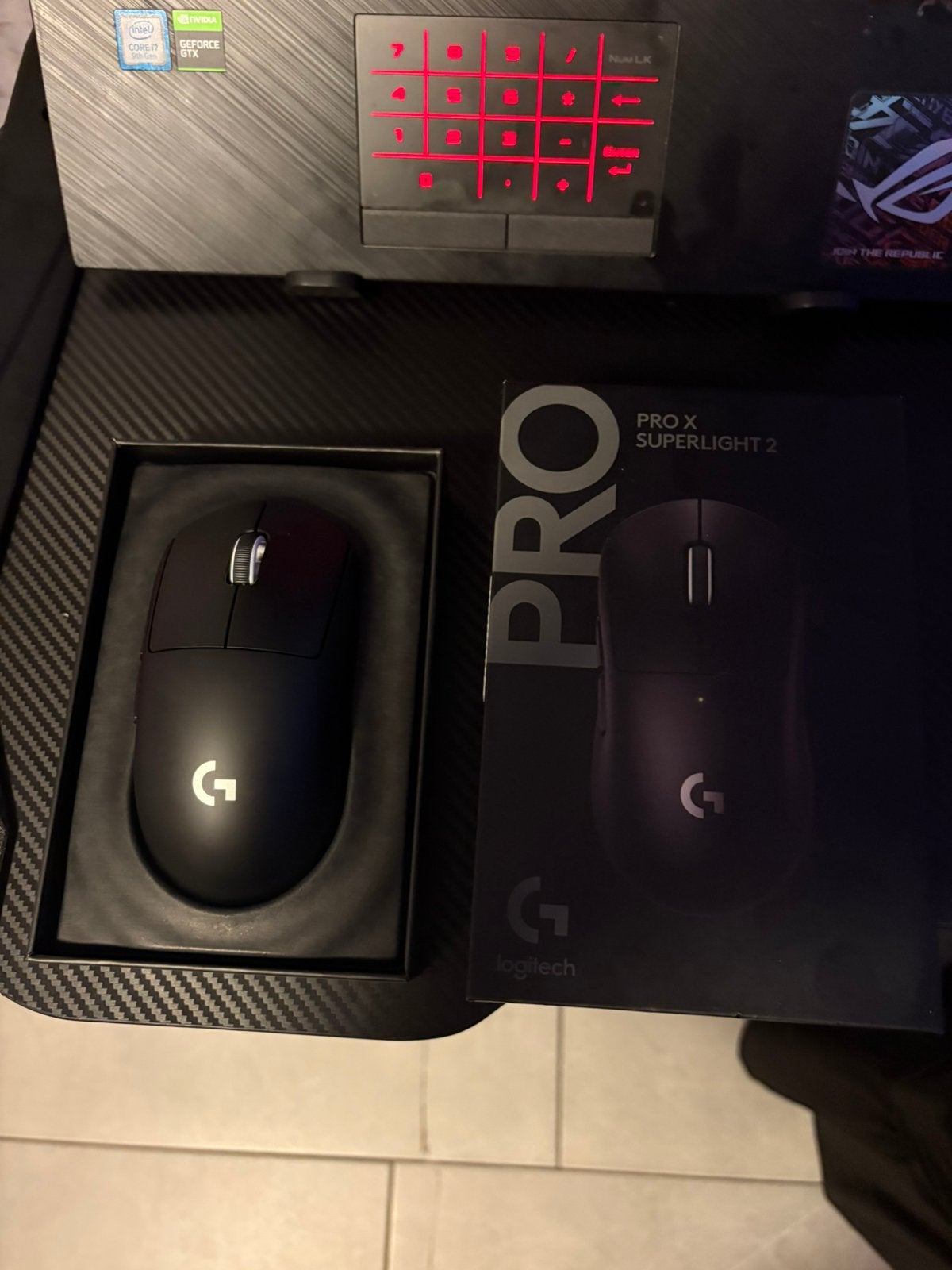 Logitech pro x superlight 2, Computers en Software, Muizen, Ophalen, Zo goed als nieuw, Muis