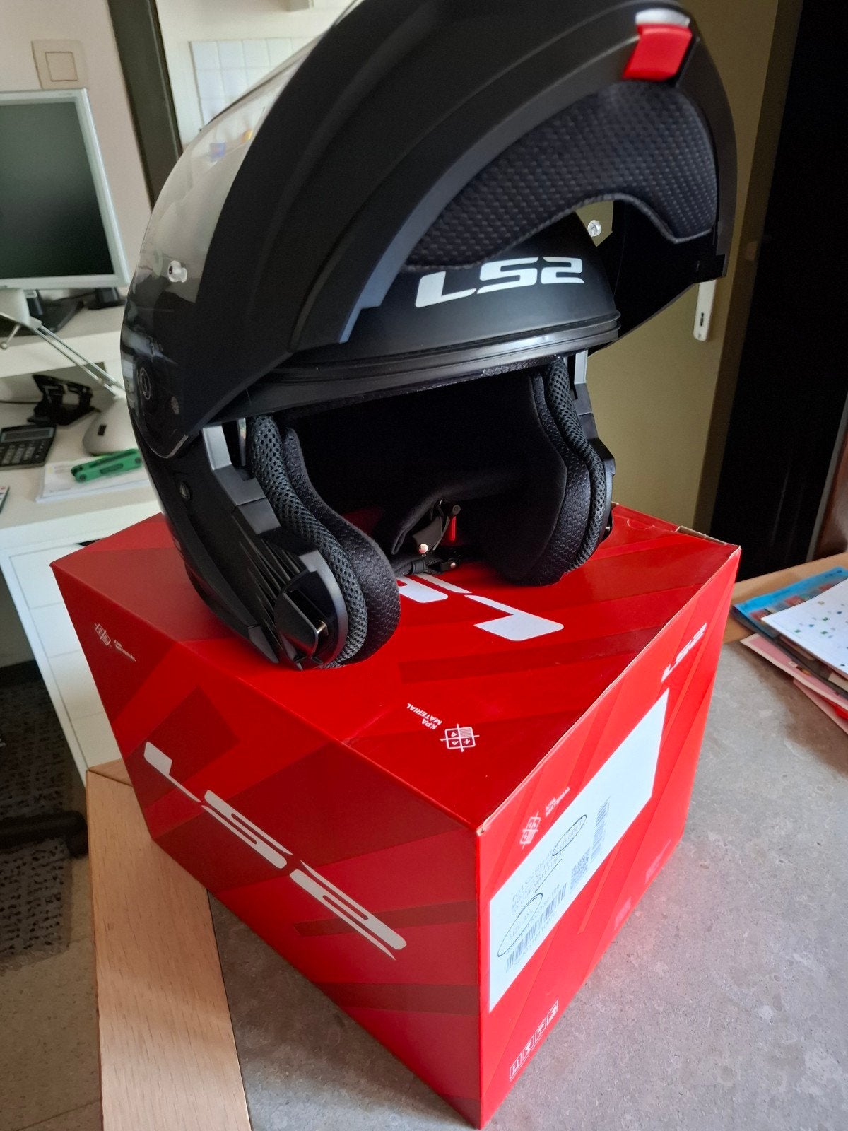 Casque à système LS2 STROBE nouveau 3xxxl, Enlèvement
