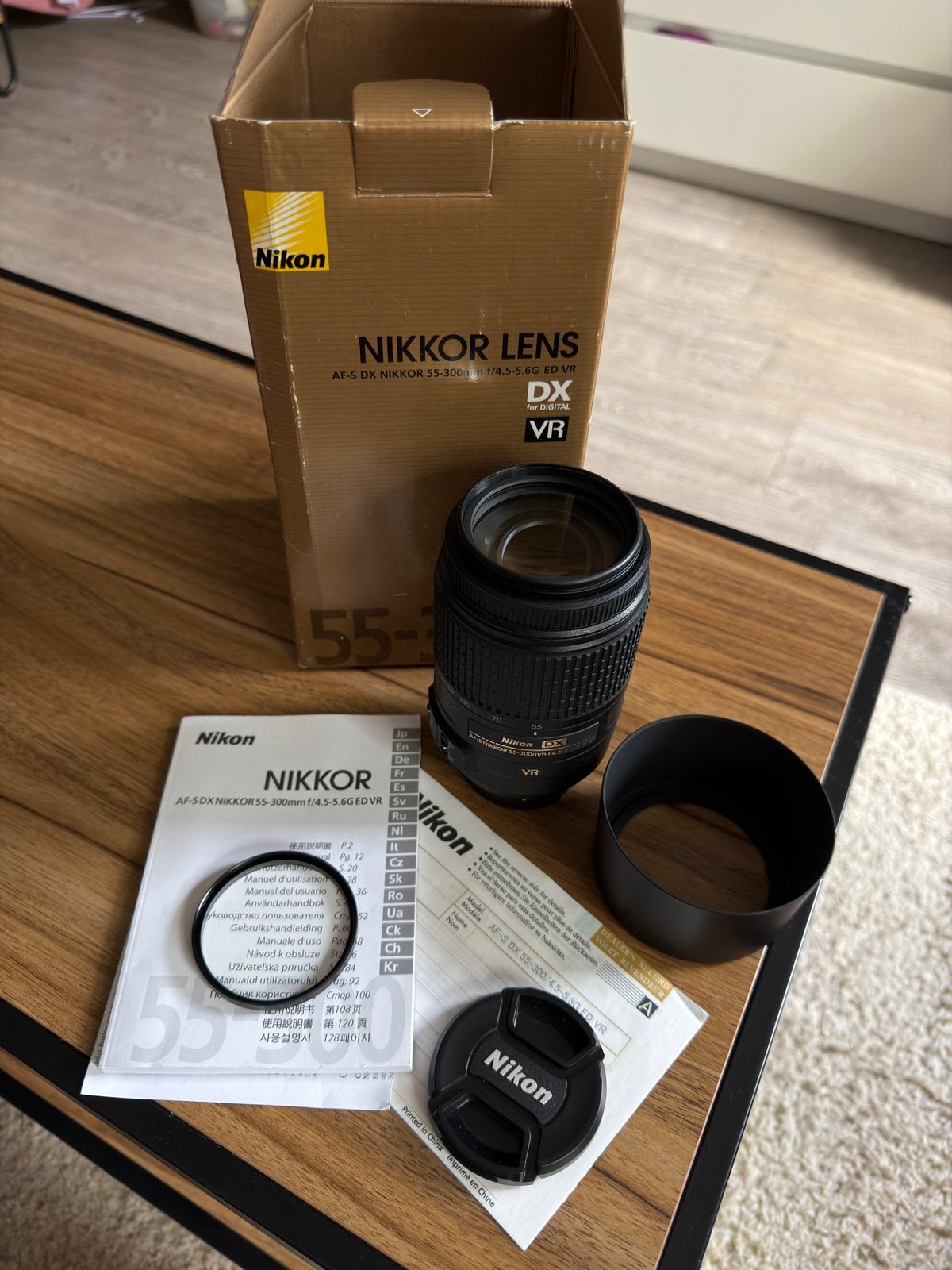 Nikon AF-S DX Nikkor 55-300mm f/4.5-5.6G ED VR, Enlèvement ou Envoi, Comme neuf, Nikon, Pare-soleil