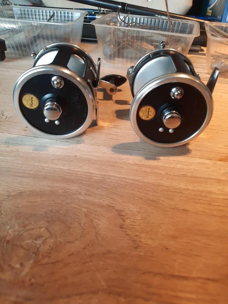 2x Olympic Wave Star no. 50 Reel, Enlèvement ou Envoi, Utilisé, Moulinet