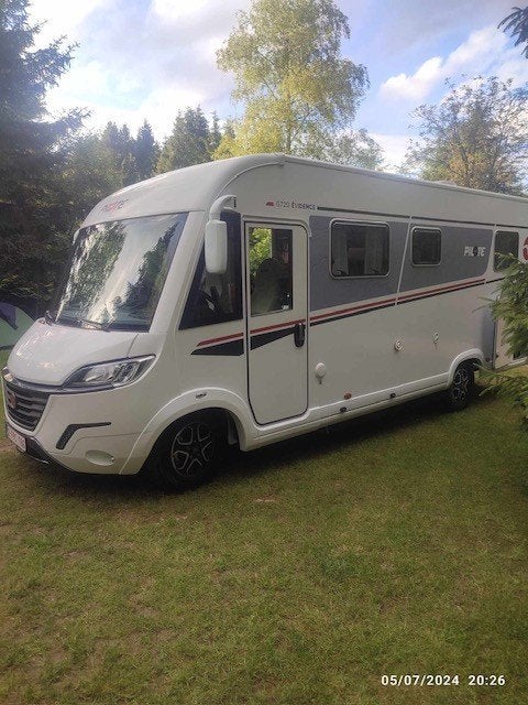 Pilote Galaxy - G 720 FC Évidence, Caravanes & Camping, Jusqu'à 4, Toilette à cassette, Diesel, Automatique