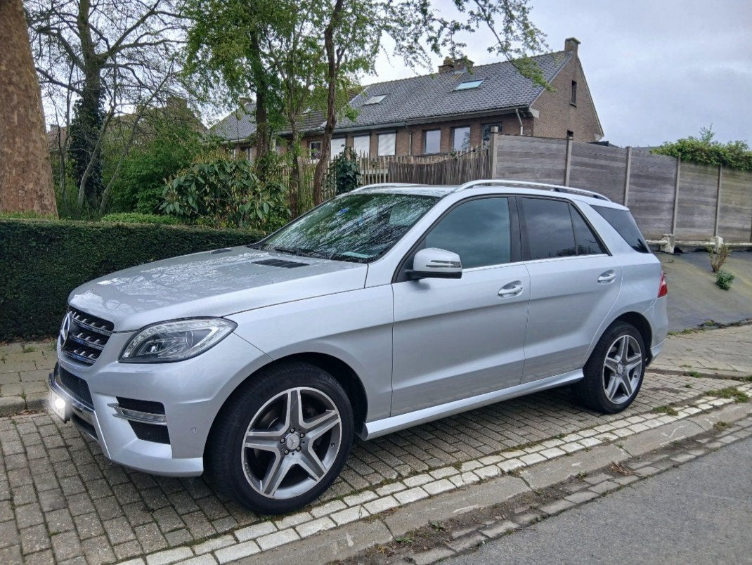 Mercedes ML 250 EURO6 AMG, Autos, Achat, Euro 6, Phares directionnels, 5 portes