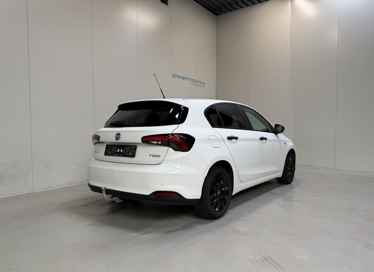 Fiat Tipo 1.4 Benzine Man. Street - Airco - Radio - Topstaa, Auto's, 0 kg, 4 deurs, Euro 6, 4 cilinders