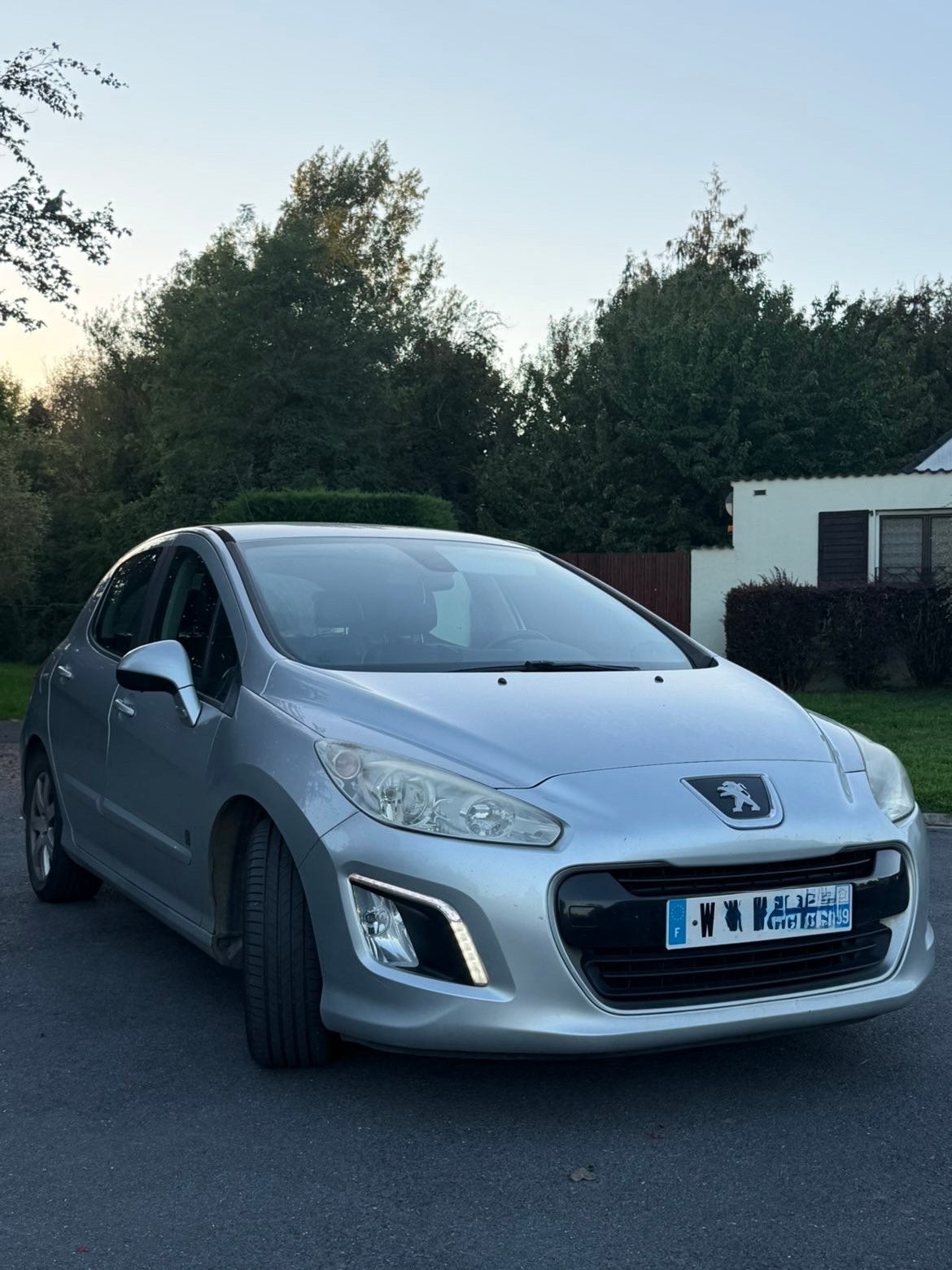 308 1.6ehdi, Autos, Achat, Noir, 5 portes, Particulier