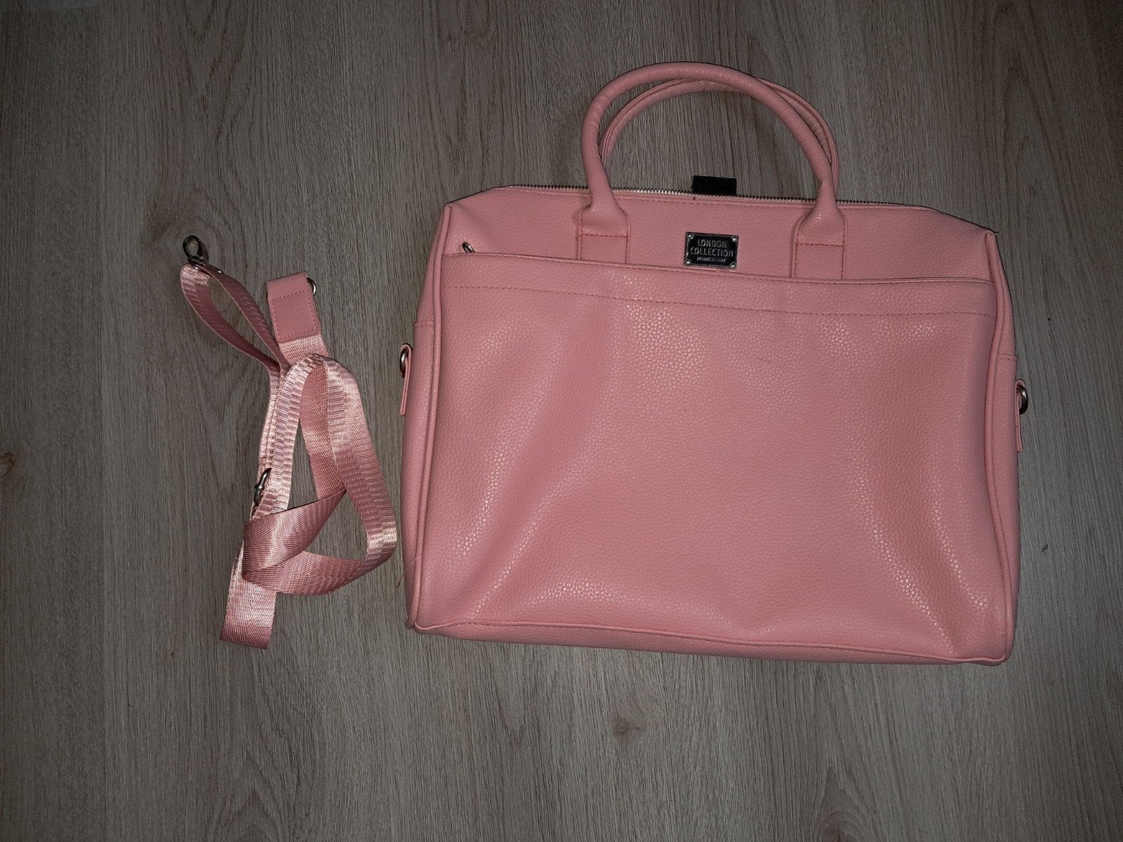 laptoptas  van dames  nog goed, Handtassen en Accessoires, Ophalen