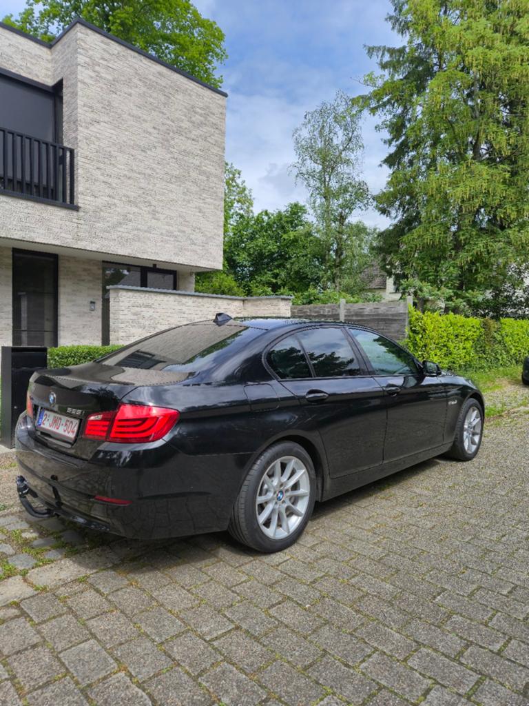 Moteur à essence BMW 528i 6 cylindres euro 5A 258PK, Cuir, Euro 5, 4 portes, Noir
