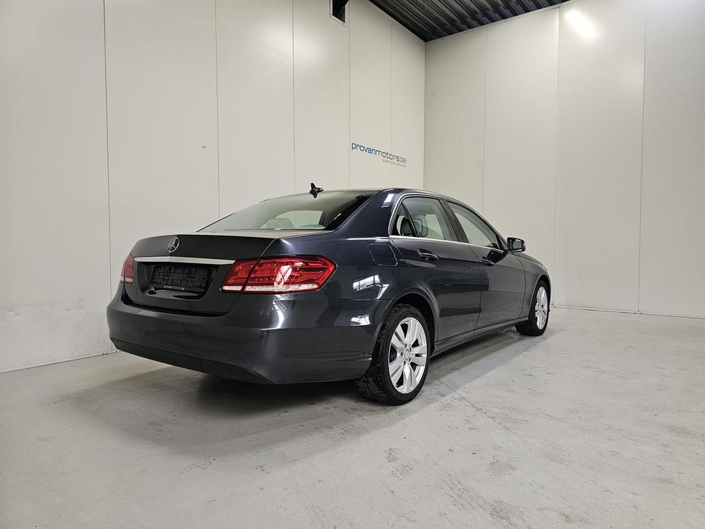Mercedes-Benz E 200 CDI Berline - GPS - Airco - Bluetooth-, Auto's, Mercedes-Benz, Beige, 4 cilinders, Particulier, Electronic Stability Program (ESP)