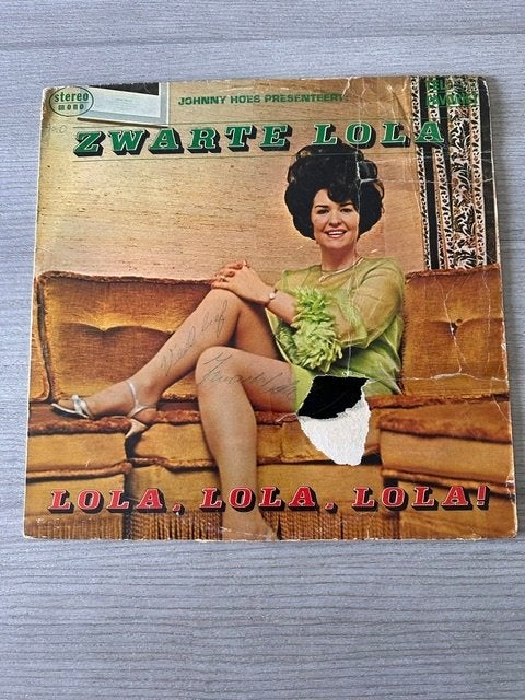 Gesigneerde vynil Zwarte Lola (lp025), Ophalen of Verzenden, Gebruikt, 12 inch, Cabaret of Kleinkunst
