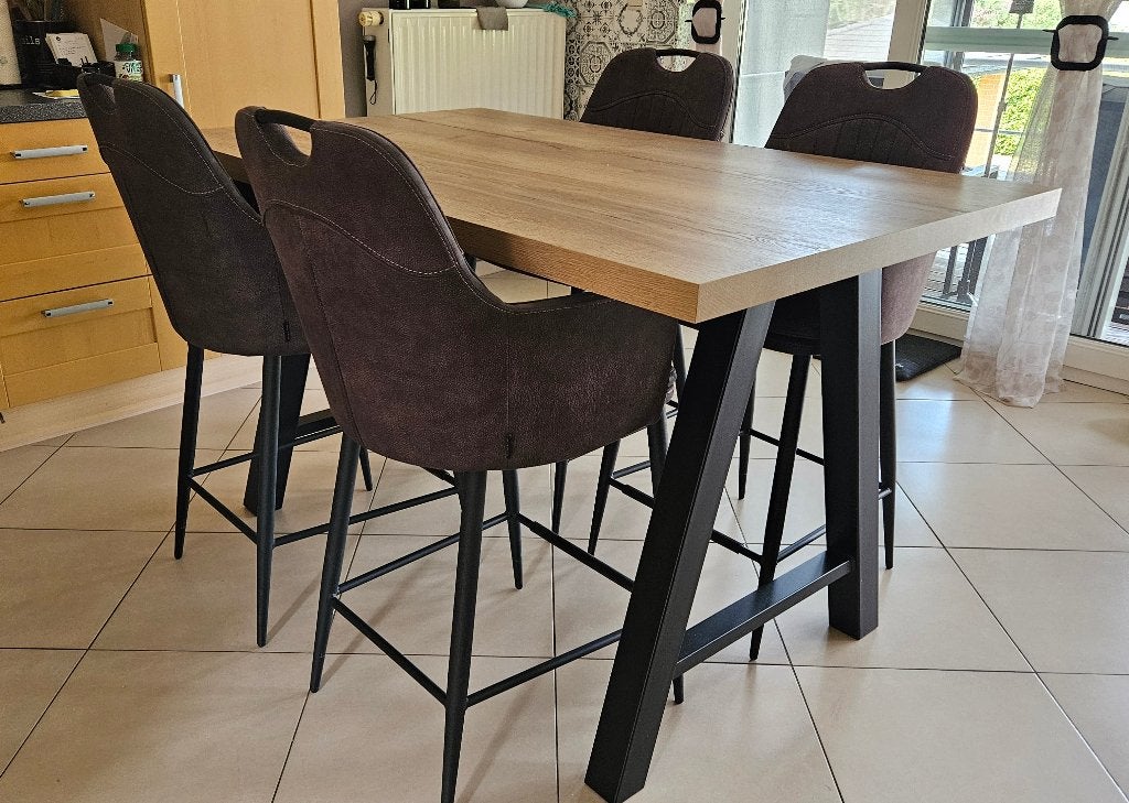 Table haute et 4 chaises de bar, Ophalen, Zo goed als nieuw, Hout, 90 cm of meer