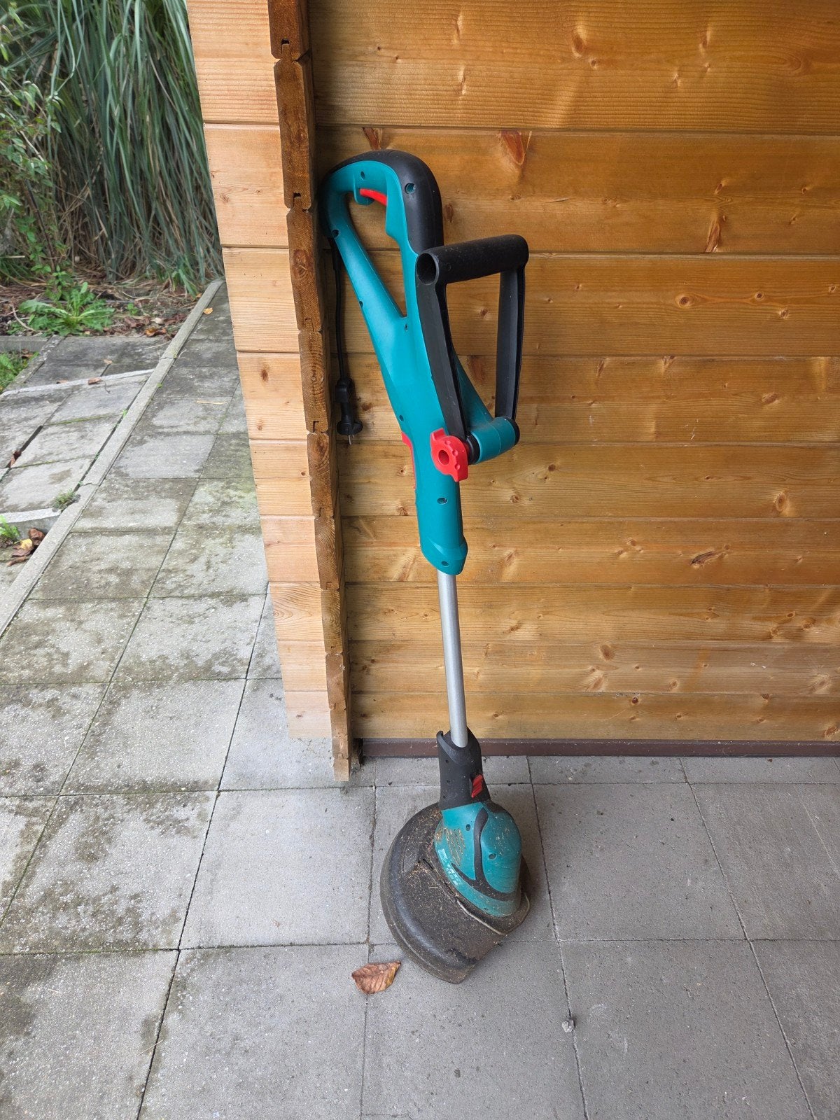 Bosch grastrimmer, Ophalen, Zo goed als nieuw, 10 tot 30 cm, Bosch