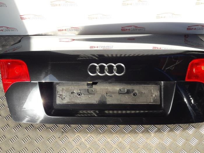 Hayon d'un Audi A4 (LZ9Y), Autos : Pièces & Accessoires, -, Utilisé, -, -