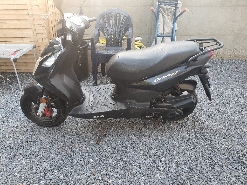 SYM Orbit scooter te koop, bouwjaar 2017, 39000 km.A klasse, Fietsen en Brommers, Ophalen, Klasse A (25 km/u), Zo goed als nieuw